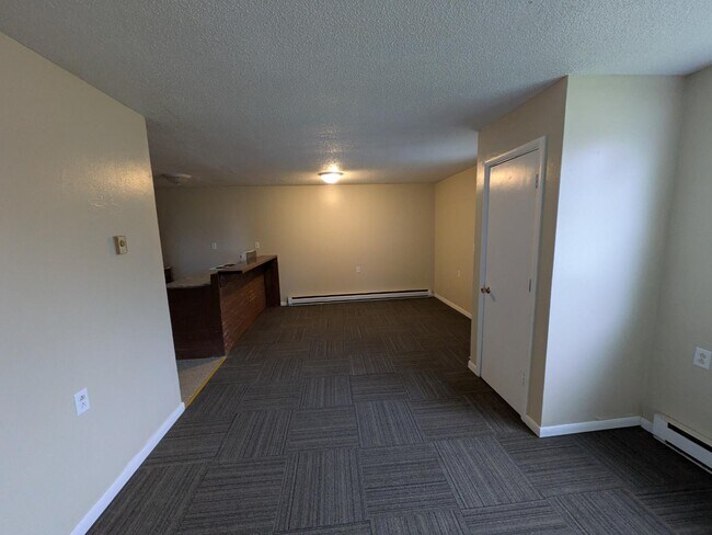 Foto del edificio - 1003 S Pittenger Rd