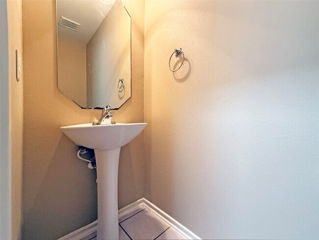 Foto del edificio - 63 Ledgestone Pl