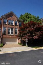 Building Photo - 8036 Kidwell Town Ct
