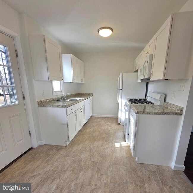 Foto del edificio - 716 71st Ave