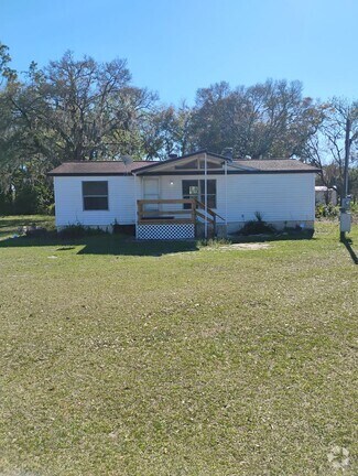 Building Photo - 11000 SE Maricamp Rd