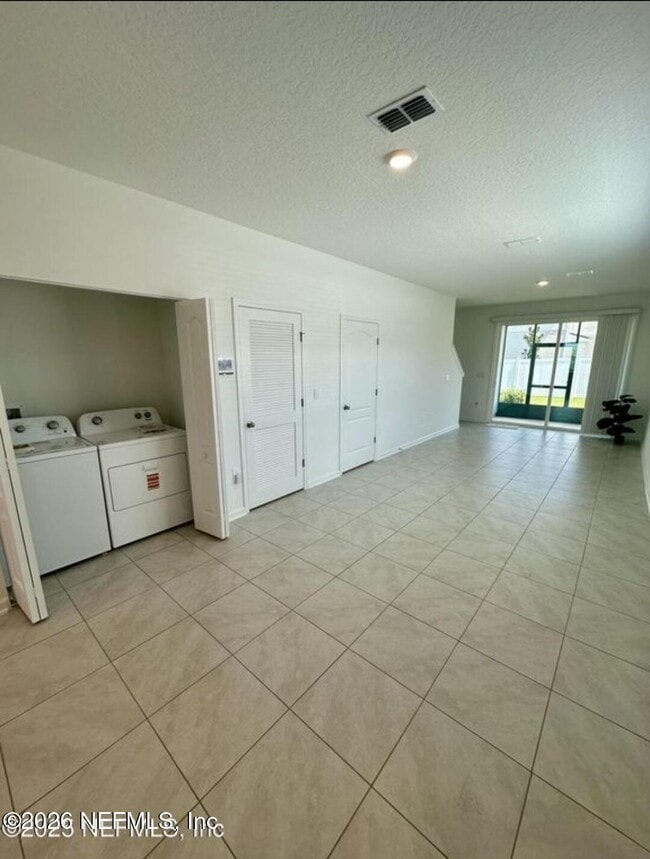 Building Photo - 20 Palmetto Rdg Rd