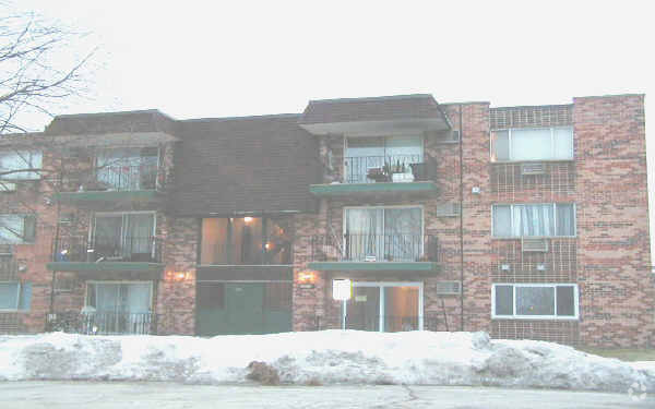 Building Photo - 12715 S La Crosse Ave