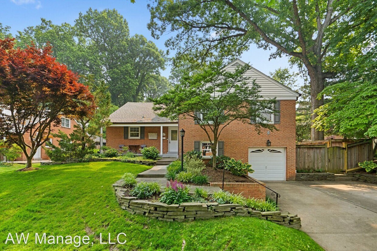 Primary Photo - 4 br, 3 bath House - 9321 Corsica Dr