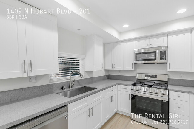 Building Photo - 1409 N Hobart Blvd