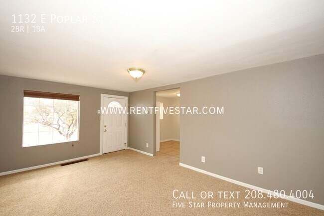 Foto del edificio - 1132 E Poplar St