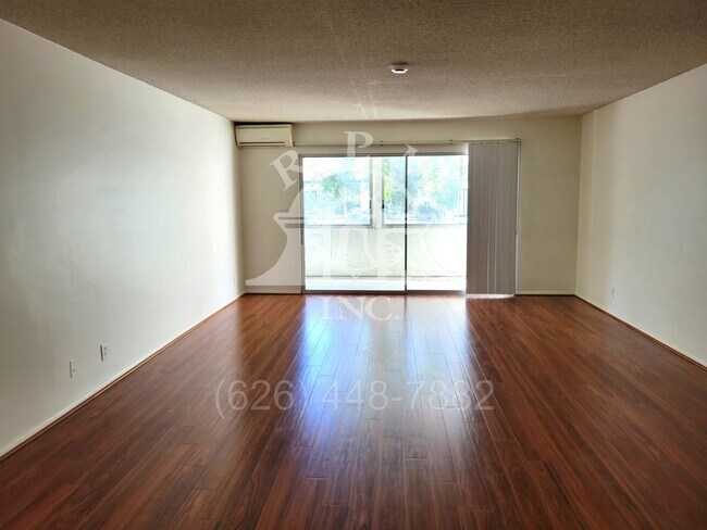 Foto del edificio - Beautiful 1 Bedroom Pasadena Apartment in Great Location