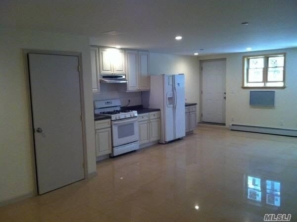 Foto del edificio - 147-32 76th Rd