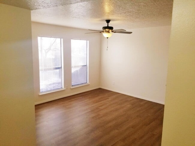 Building Photo - 1715 Siri Dharma Ct