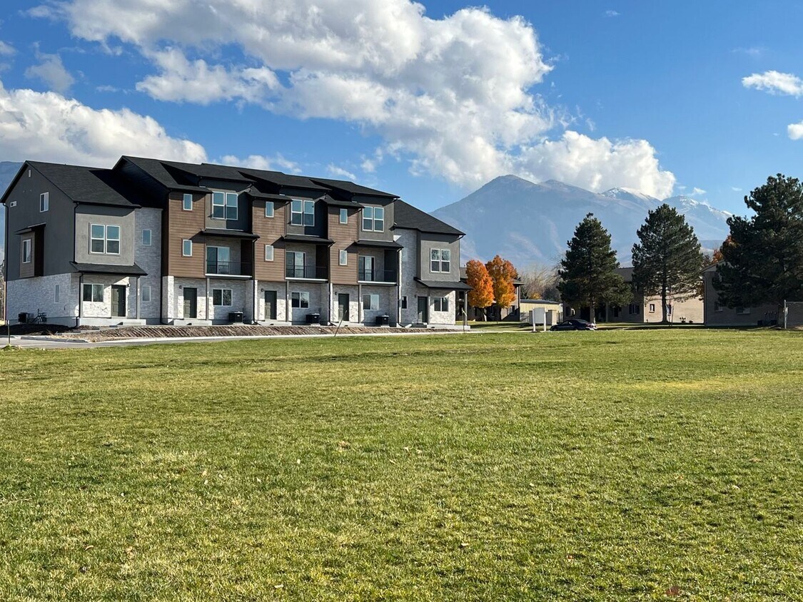 Primary Photo - BRAND NEW TOWNHOMES FOR RENT - AVAILABLE NOW