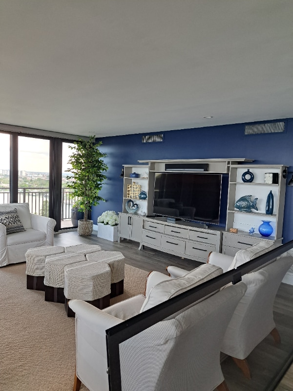 Foto del edificio - 7600 Bayshore Dr