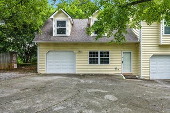 Building Photo - 2710 Hodge Rd