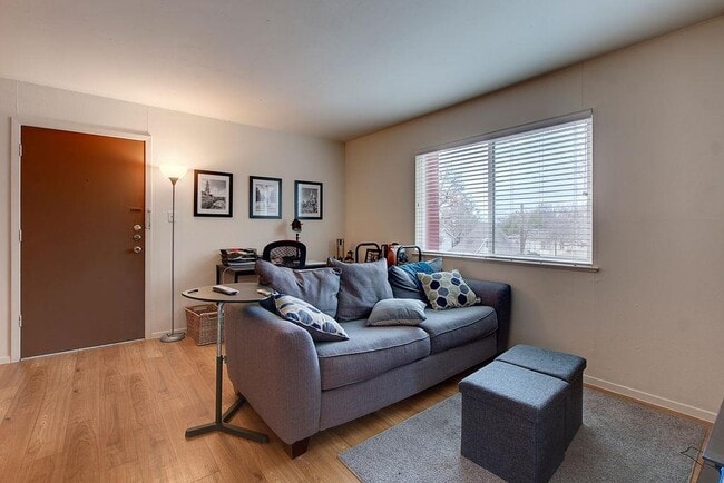 Foto del edificio - 2207 Leon St