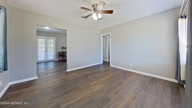 Foto del edificio - 1728 Lawson Rd