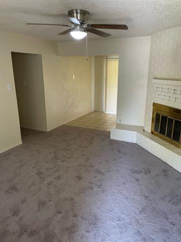 Building Photo - 216 Tejas Dr
