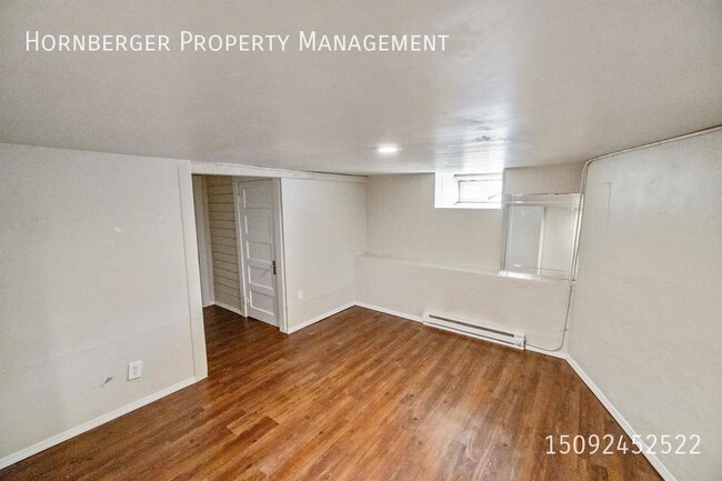 Building Photo - 1701 W Mallon Ave