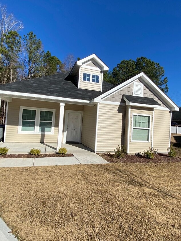 Primary Photo - One level 3 bedroom 2 bath home