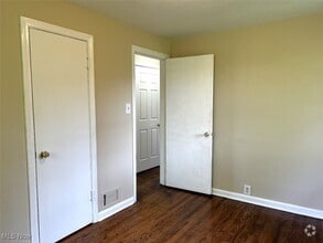 Building Photo - 155 Canton Rd