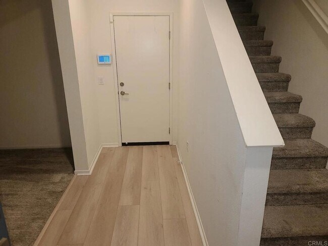 Foto del edificio - 1655 Sandbanks Dr