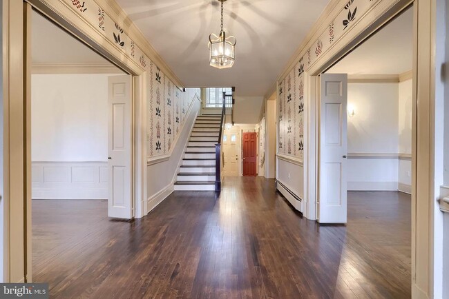 Foto del edificio - 226 E Caracas Ave