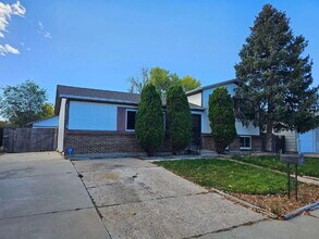 Building Photo - 11230 E Alaska Pl