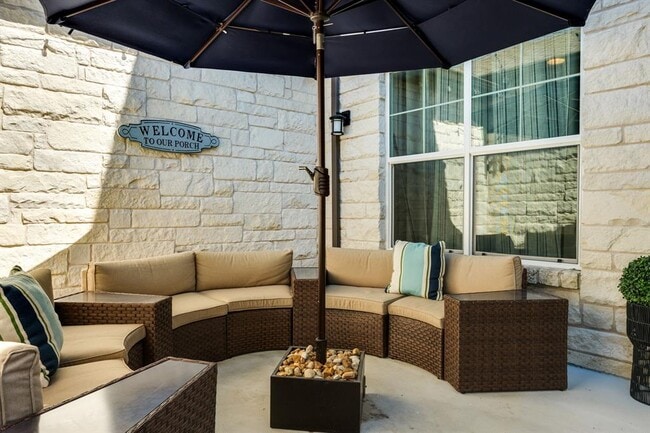 Building Photo - 113 Sanco Dr