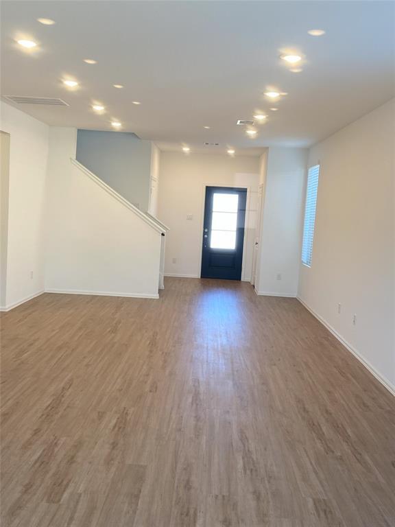 Building Photo - 6316 Barrington Clf Trl