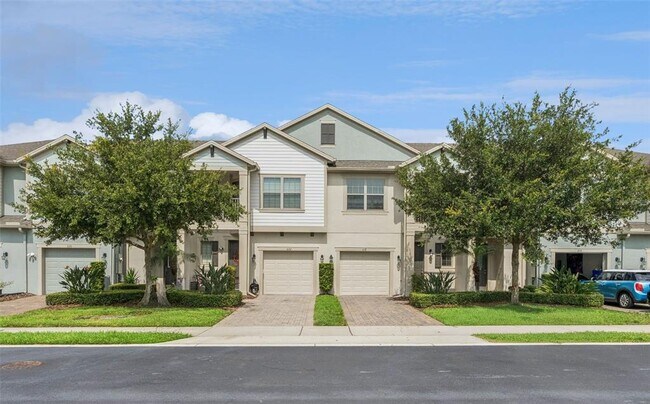 Foto del edificio - 618 Merry Brook Cir