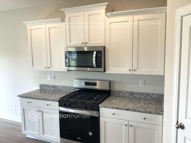 Foto del edificio - 107 Wilderness Ct