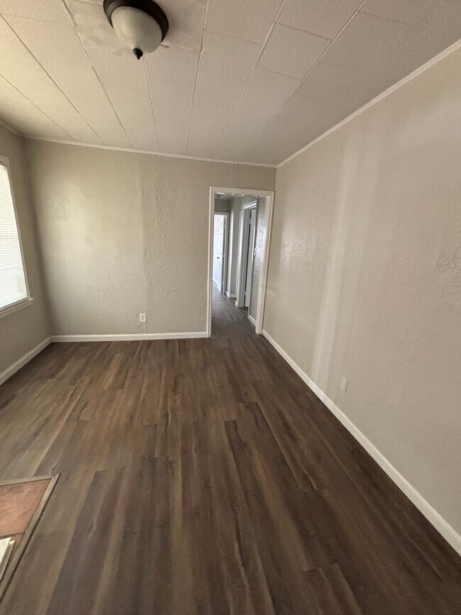Foto del edificio - 1810 NW Lindy Ave