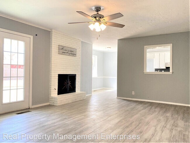 Building Photo - 4 br, 2.5 bath House - 2616 NW 111th St