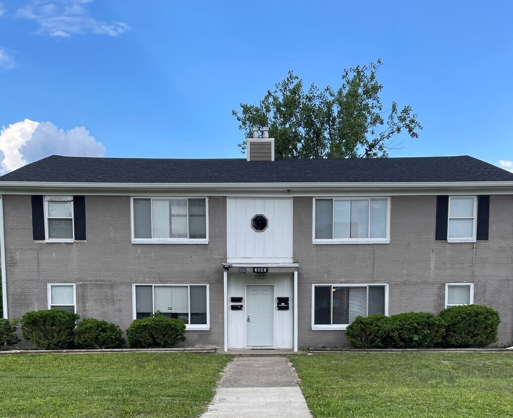 Primary Photo - 6028 Dickson Rd