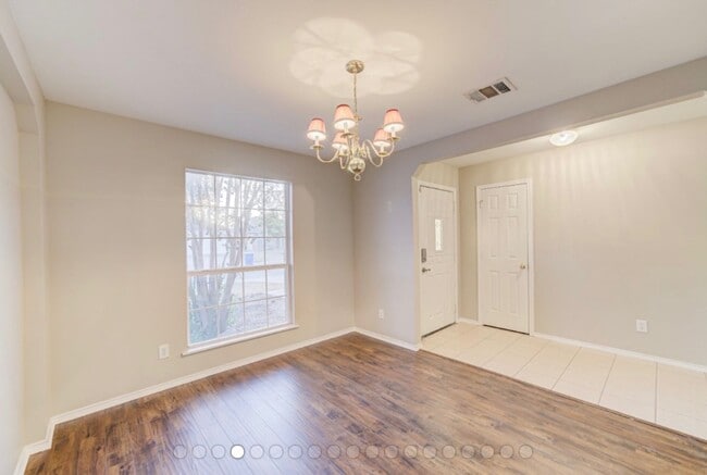 Foto del edificio - Spacious 3 bed!!!