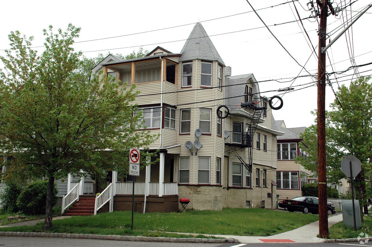 131 Claremont Ave, Montclair, NJ 07042 Apartments in Montclair, NJ