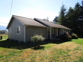 Building Photo - 25512 Minkler Rd