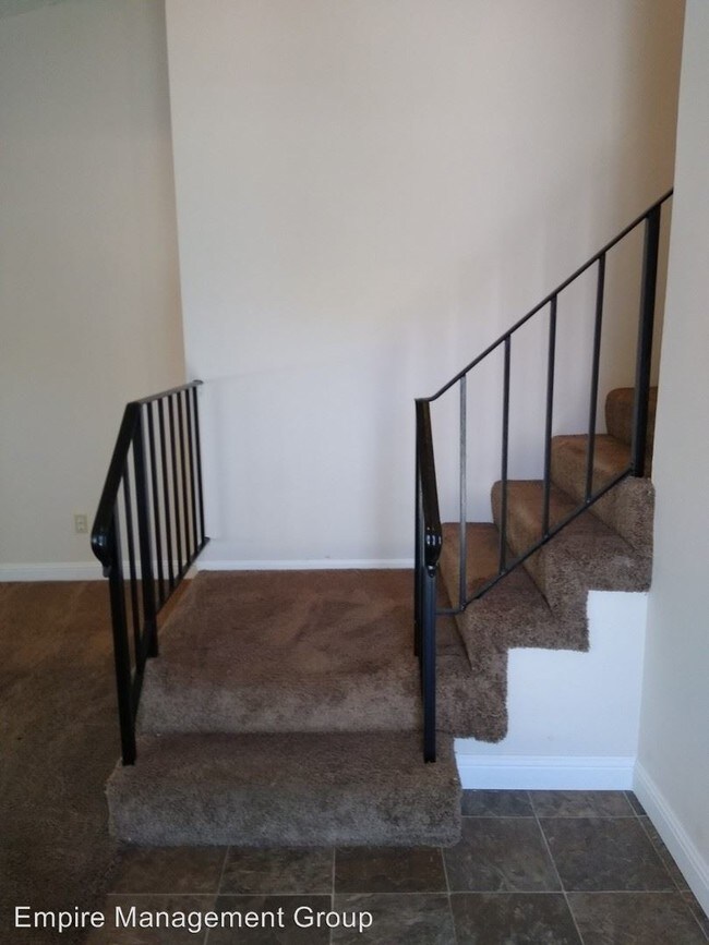 Foto del edificio - 731 N Corvette Dr