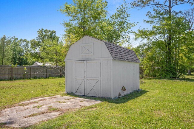 Foto del edificio - 3579 Oakwood Dr