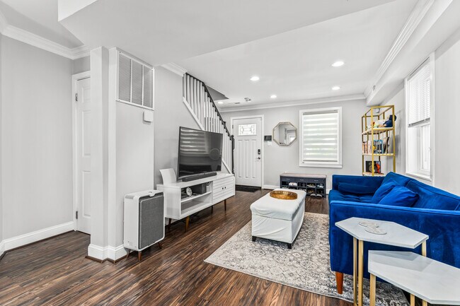 Foto del edificio - 920 52nd St NE
