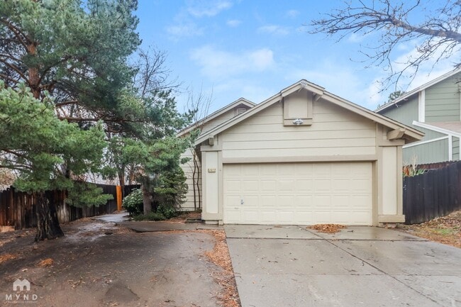 Building Photo - 5922 Shadow Park Dr