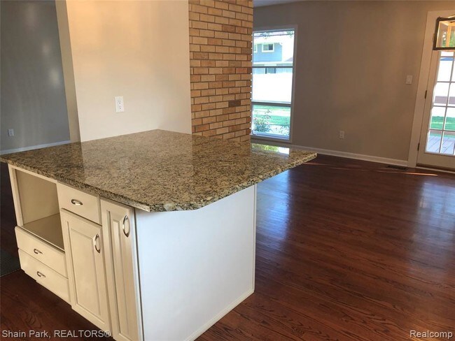 Foto del edificio - 32441 W Wayburn St