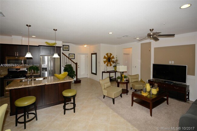 Foto del edificio - 3330 NW 126th Terrace