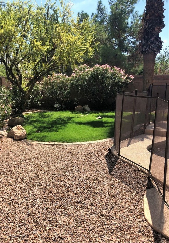 Building Photo - Beautiful Home in Lantana Ranch!