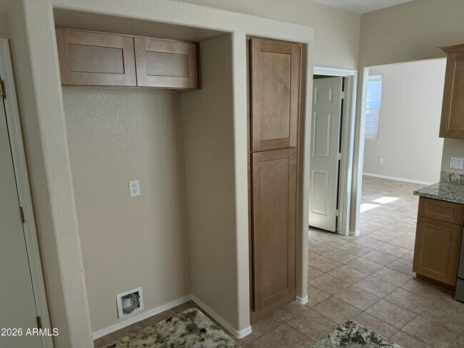 Foto del edificio - 6730 E Preston St