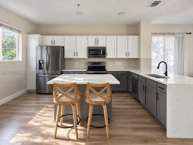 Foto del edificio - 2913 S Greenleaf Cir