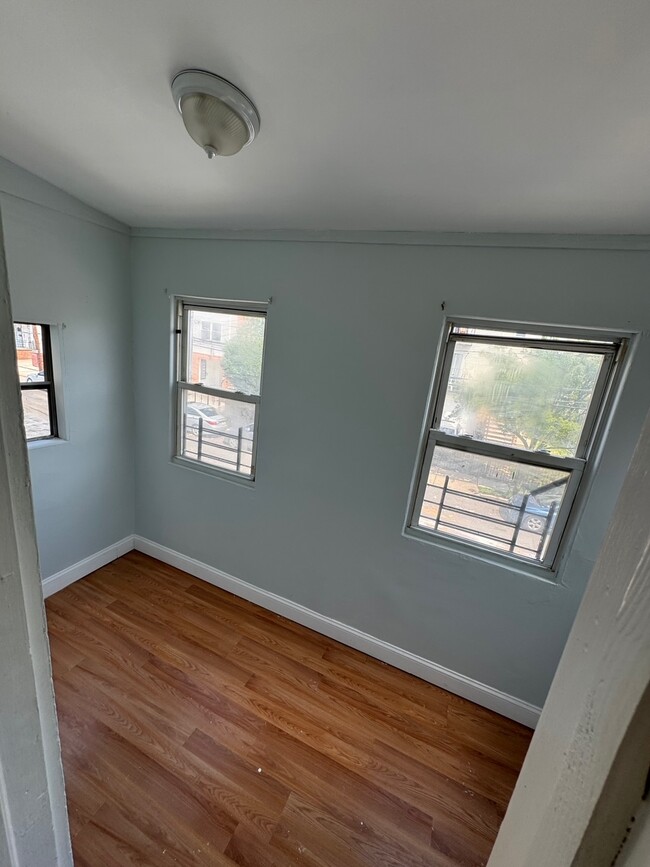 Building Photo - 90 Highland Ave