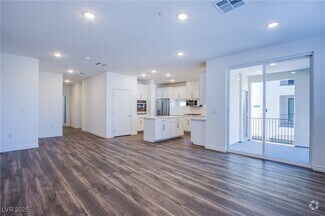 Building Photo - 2555 Hampton Rd
