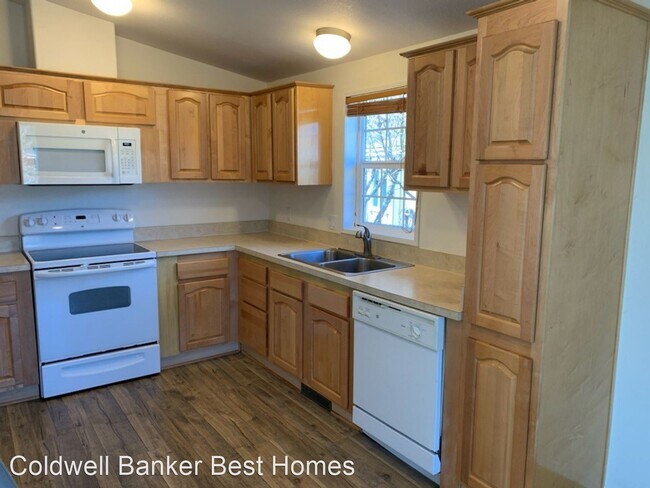 Building Photo - 3 br, 2 bath House - 2188 Beacon Place
