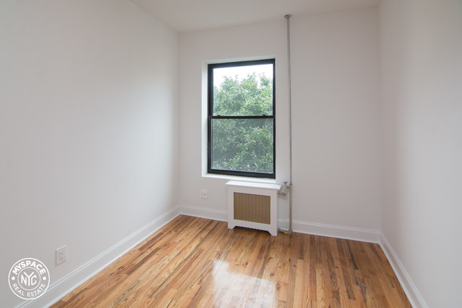 Foto del edificio - 215 33rd St