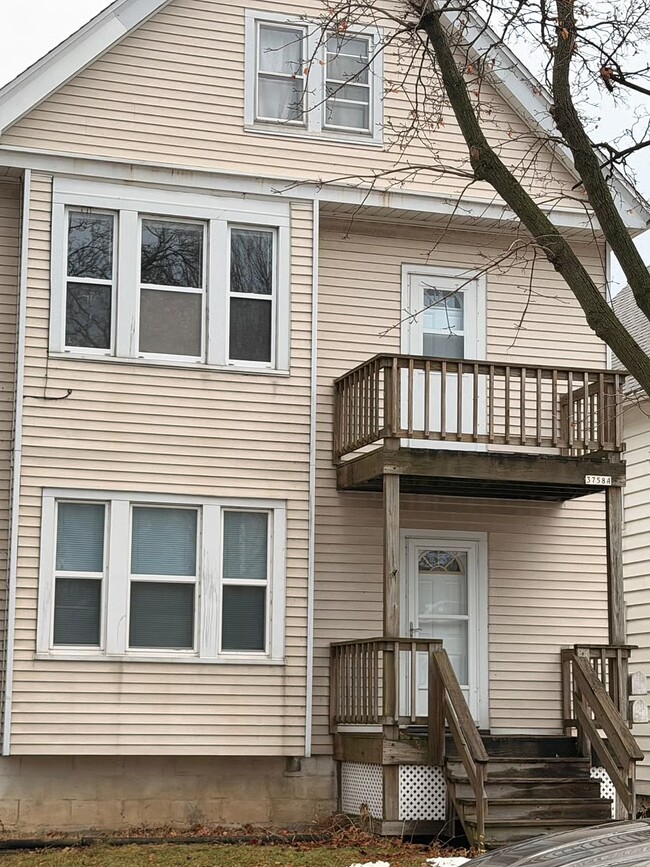 Building Photo - 3758A E Edgerton Ave