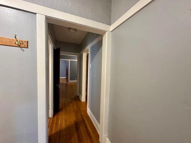 Foto del edificio - 4627 N Monticello Ave